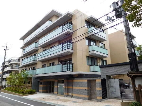 ユニハイムエクシア池田城山