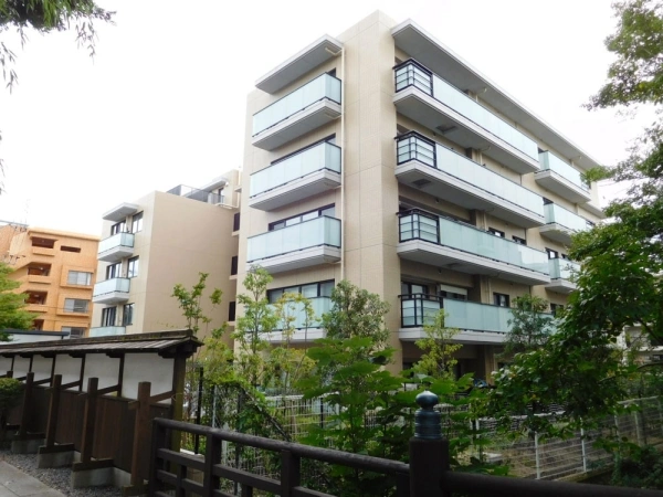 ユニハイムエクシア池田城山