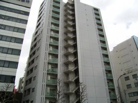 ファミール銀座イースト