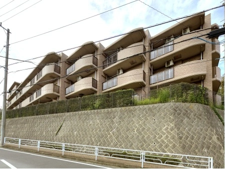 フォルスコート東林間