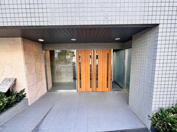 プレジール三番町