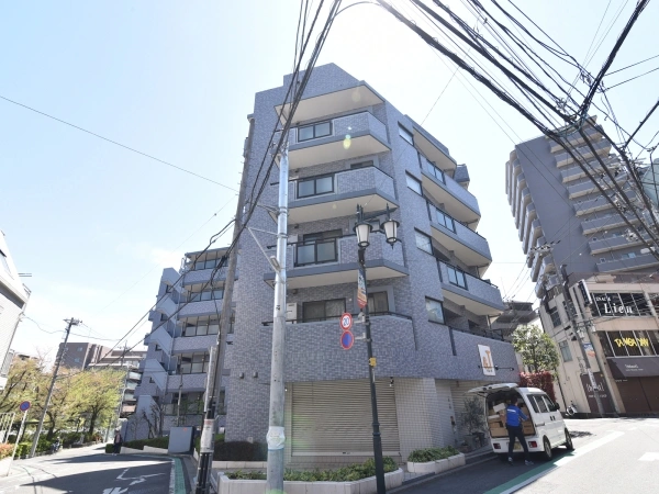 セザール東久留米駅前