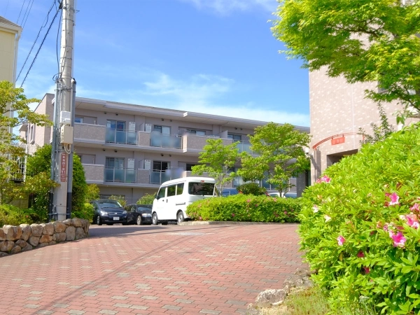 ロイヤルアーク箕面　