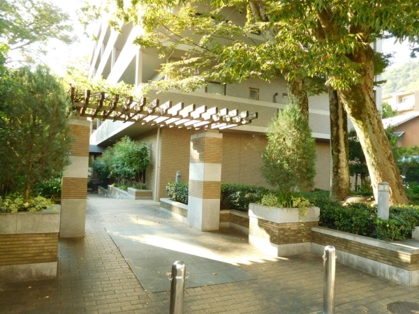 ネバーランド箕面潤緑館（東棟）
