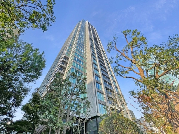 THE ROPPONGI TOKYO