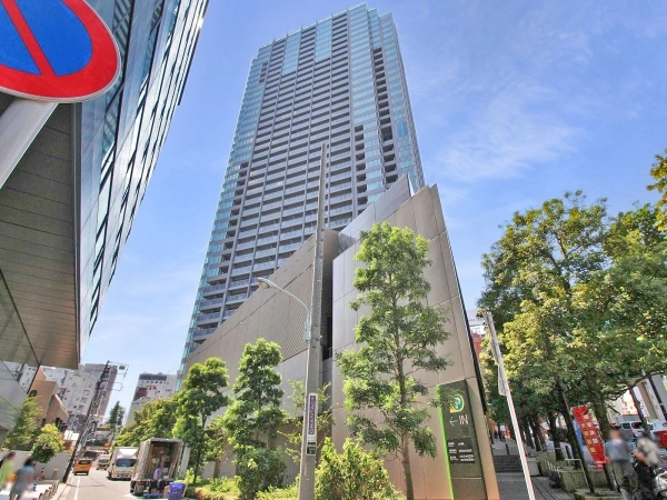 THE ROPPONGI TOKYO