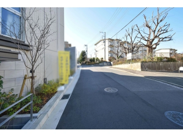 ジェイグラン横浜片倉町