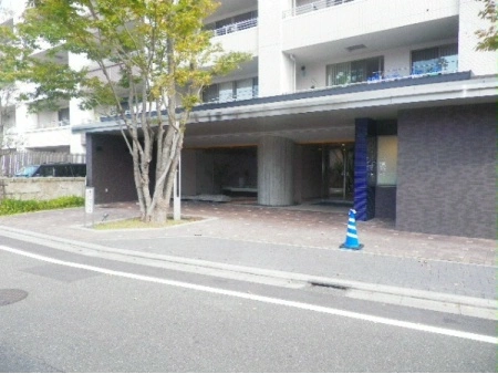 アデニウム京王堀之内