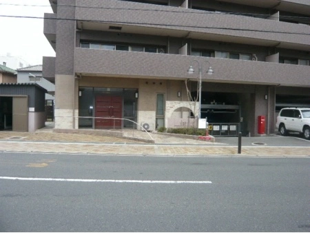 デュアル江坂ドゥーエ