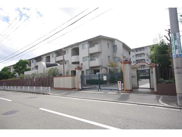 ローズハイツ西宮仁川