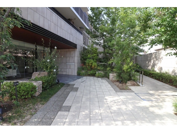 ブランシエラ川口The Airy Site 