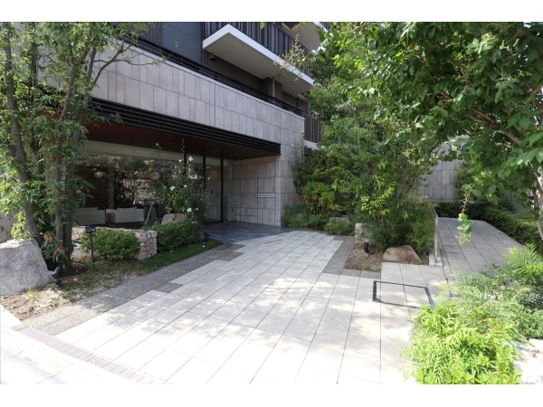ブランシエラ川口The Airy Site 