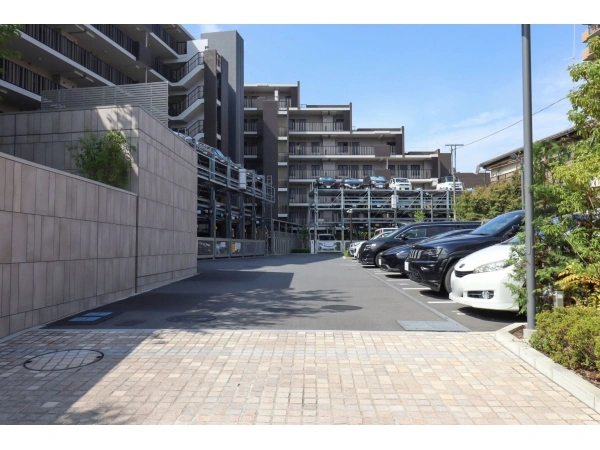 ブランシエラ川口The Airy Site 