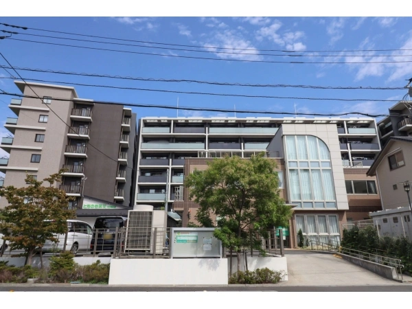 ブランシエラ川口The Airy Site 