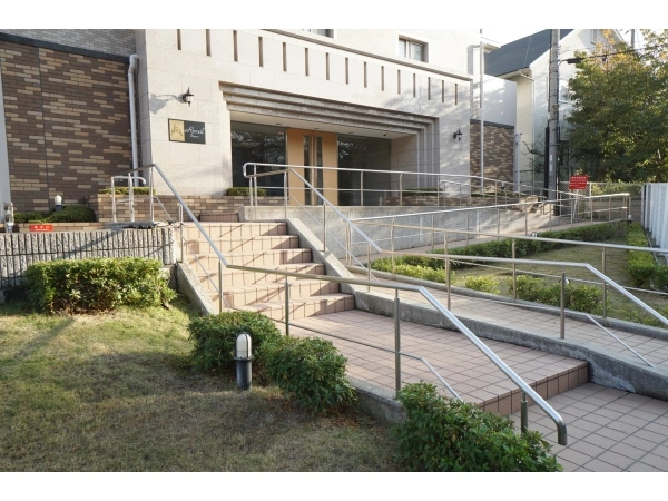 レヴィール甲陽園