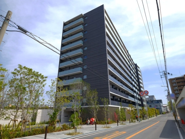 ウエリス相川駅前