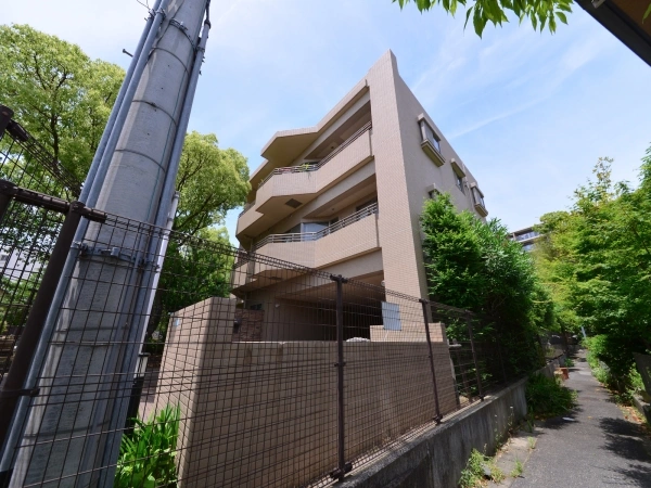 メゾン苦楽園桜町