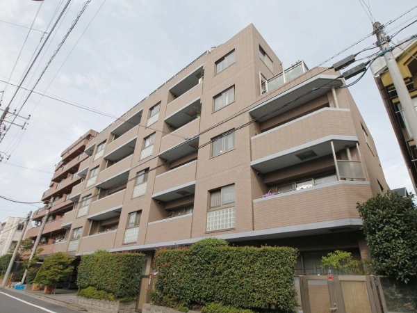 グランベルク馬事公苑