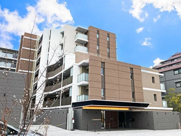 プレミスト大倉山 