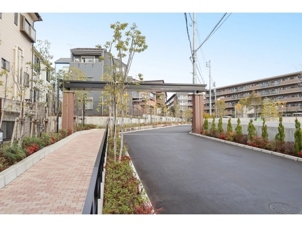 メイツ新川崎 