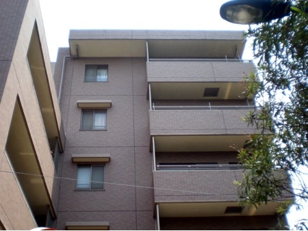 クリオ方南町壱番館