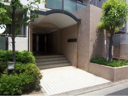 コープ野村明大前