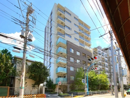 イニシアイオ新宿夏目坂