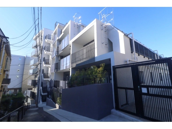 セルアージュ横濱天王町