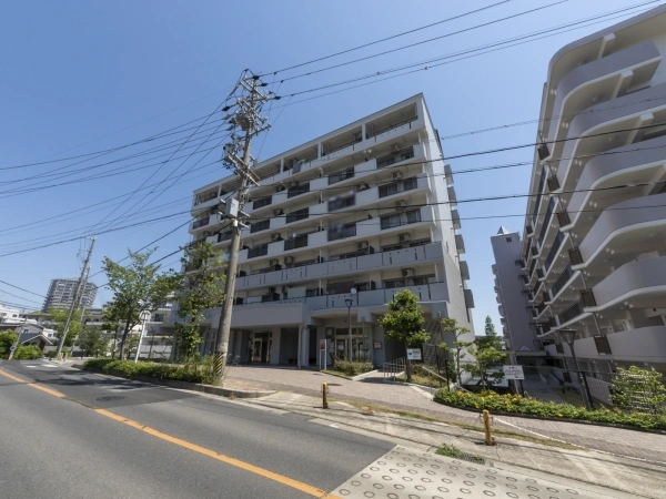 アーバンラフレ虹ヶ丘西1号棟
