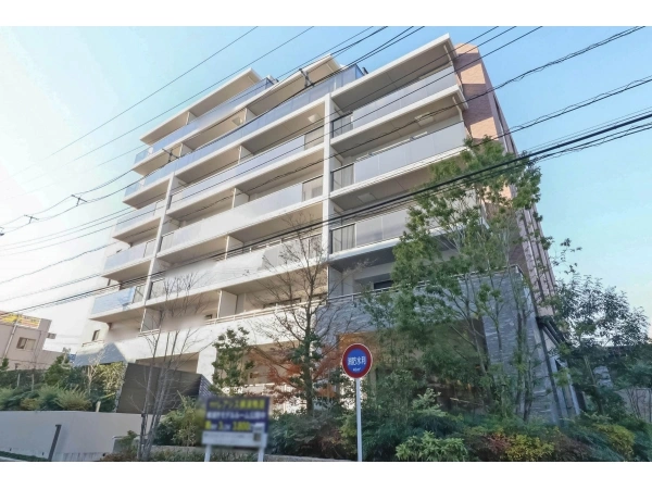レアシス横濱鴨居