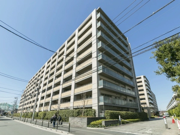 グローブスクエア