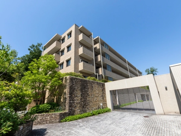 プレシアスコート東山元町