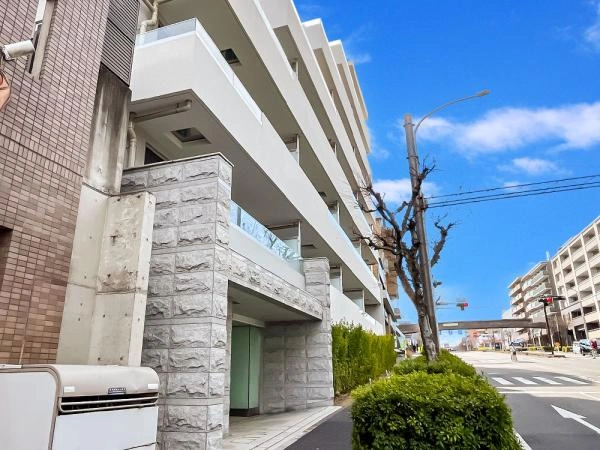 バースシティ・ザ・マーク港北センター南