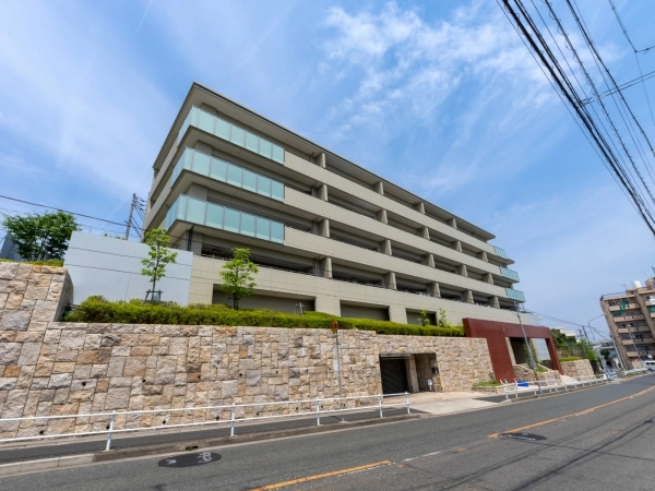 プレミスト東山ヒルズ
