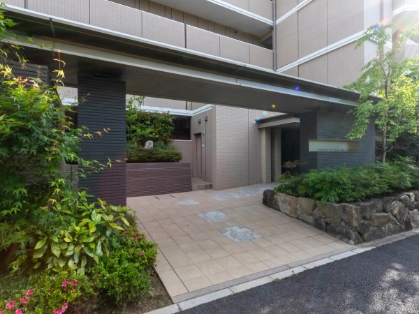 プレミスト東山東明町