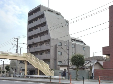 ルーブル学芸大学　参番館