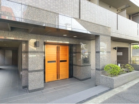 ルーブル学芸大学　参番館