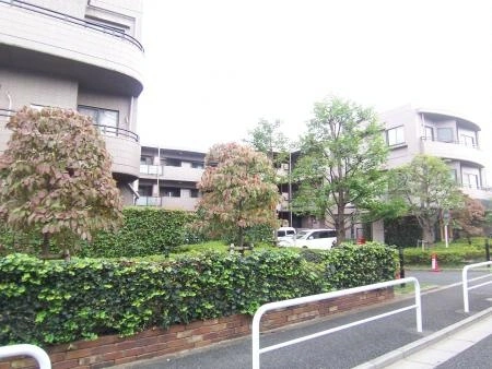 レクセルガーデン千歳船橋