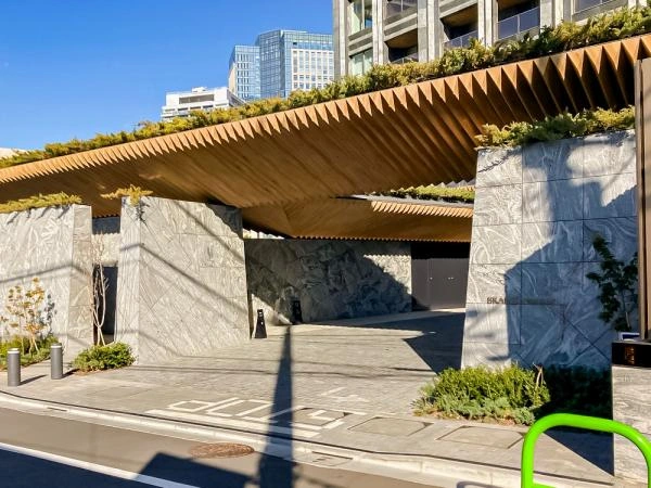 ブランズ千代田富士見  敷地内