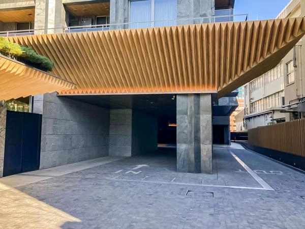 ブランズ千代田富士見  敷地内