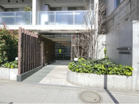 リビオ奥沢　自由通り
