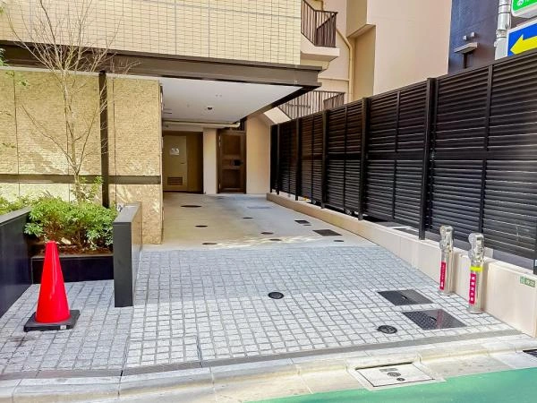 アトラス文京小石川  駐輪場入り口