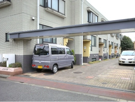 グローイングコート成城学園