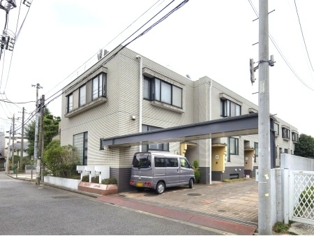 グローイングコート成城学園