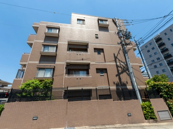ヴィアレ一社東