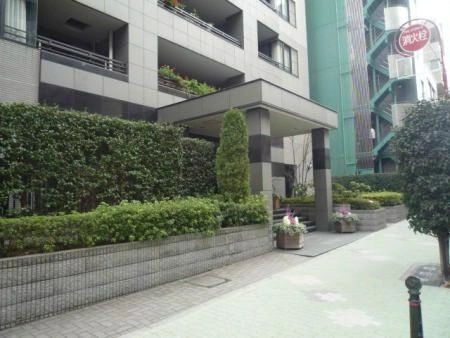 ヴェルビュ本郷壱岐坂弐番館