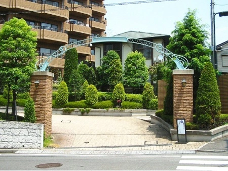 コスモ横浜山手ヒルズ