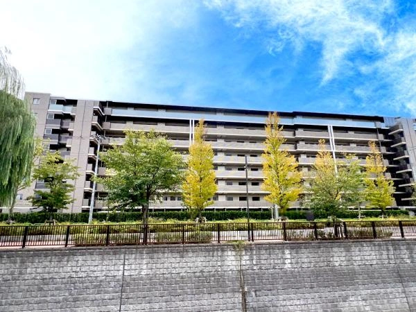 ブリチアシティ石神井公園アトラス2号棟