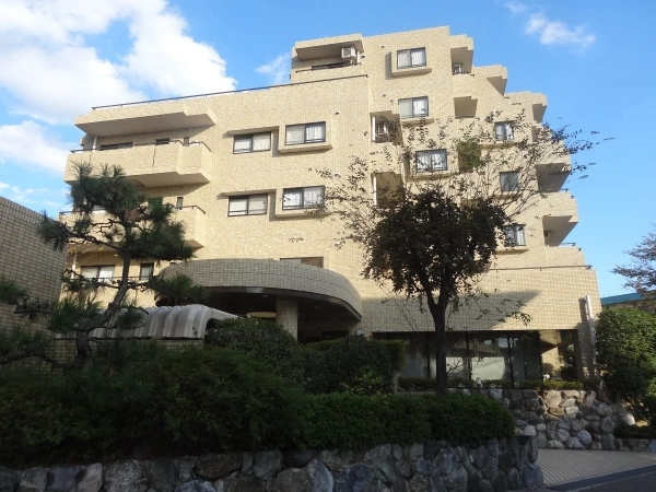 ロイヤルシャトー松並町