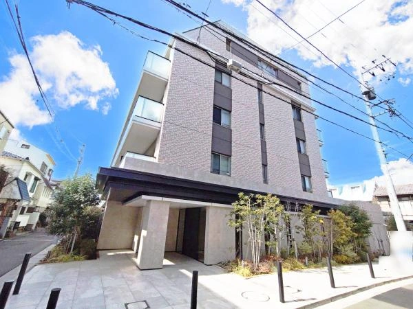 クレストラフィーネ新川崎 